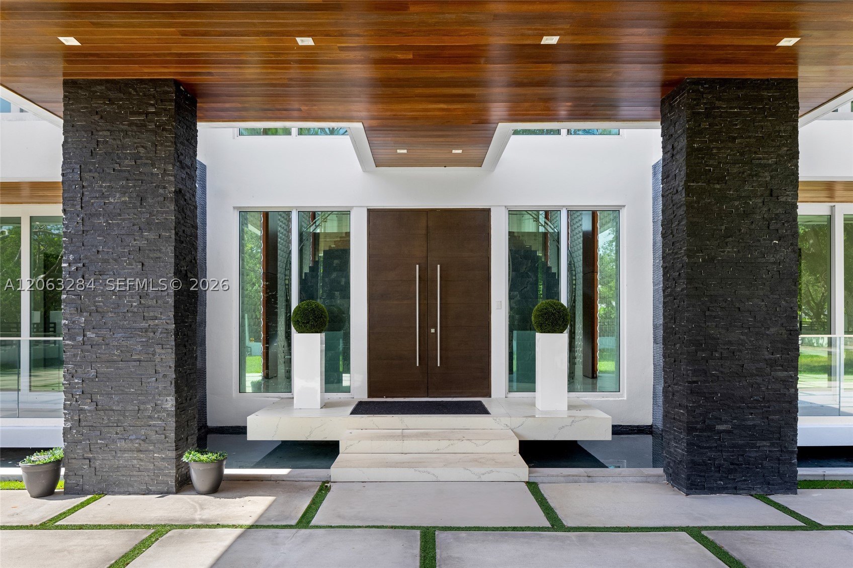 6300 Moss Rnch Rd Pinecrest, FL 33156