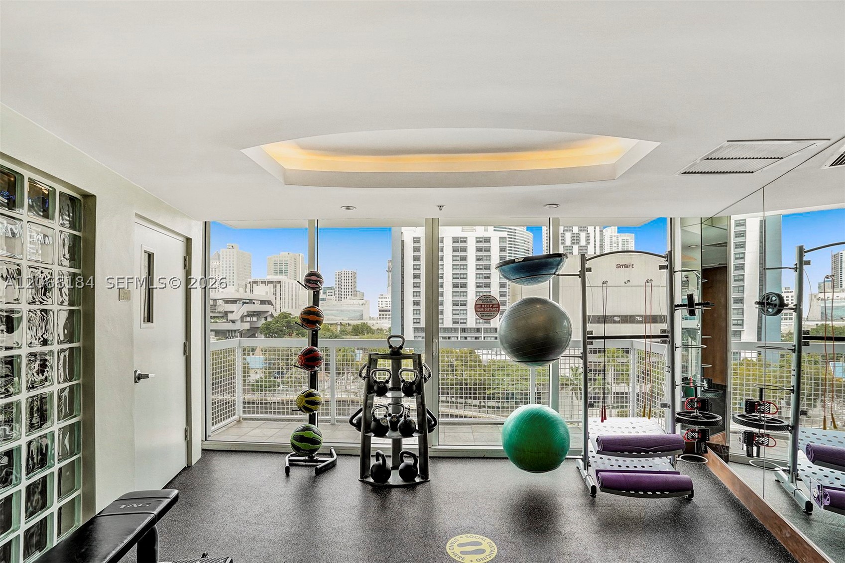 image Brickell on the River North18