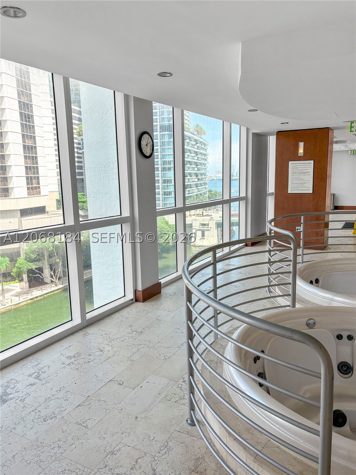 image Brickell on the River North20