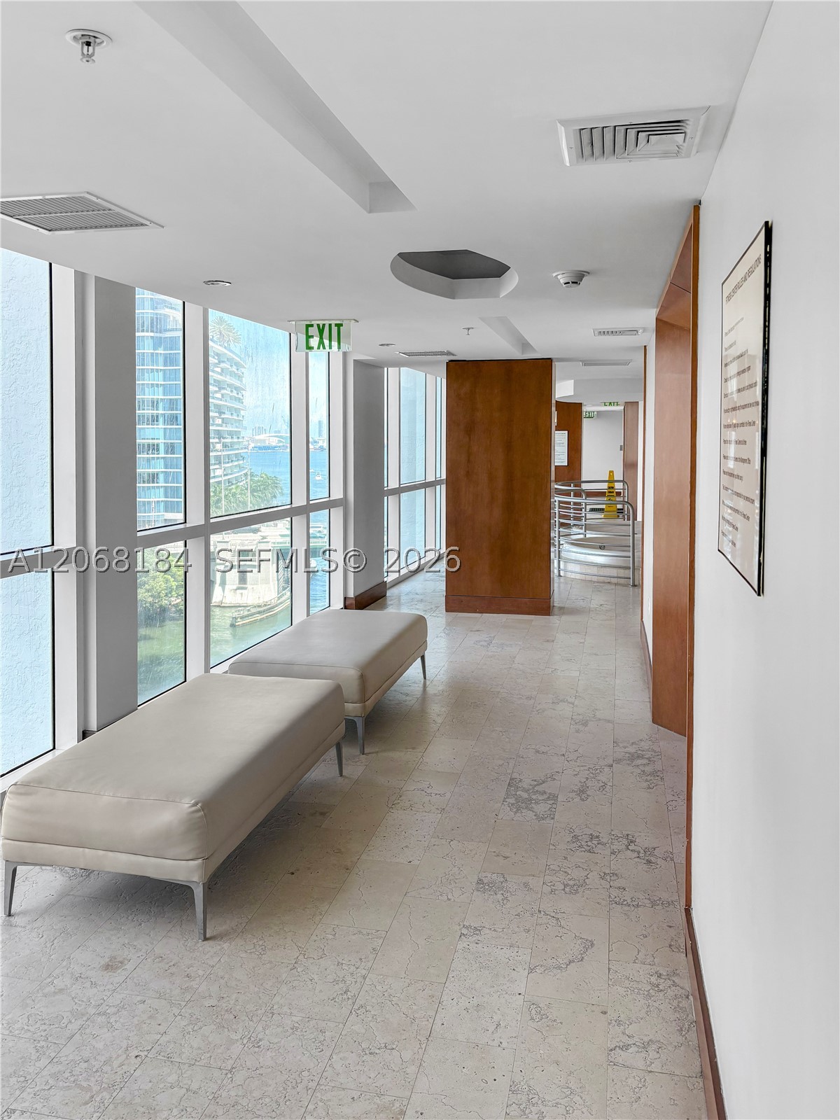 image Brickell on the River North21