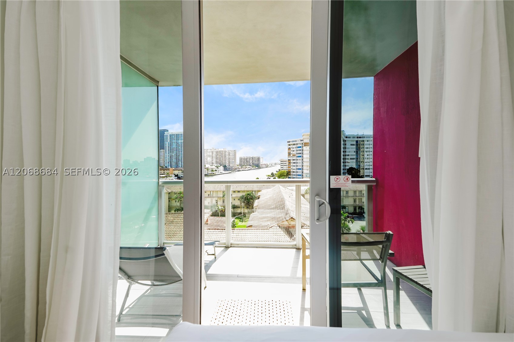 image Beachwalk Condominium14