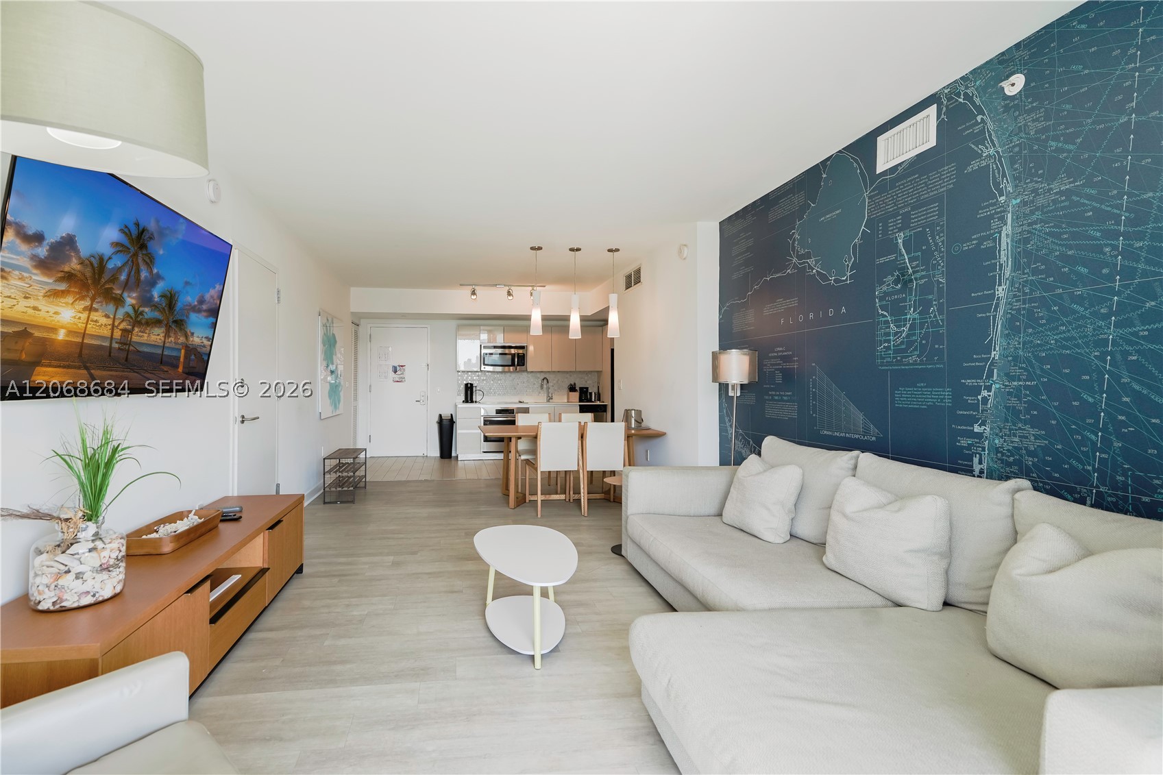 image Beachwalk Condominium6