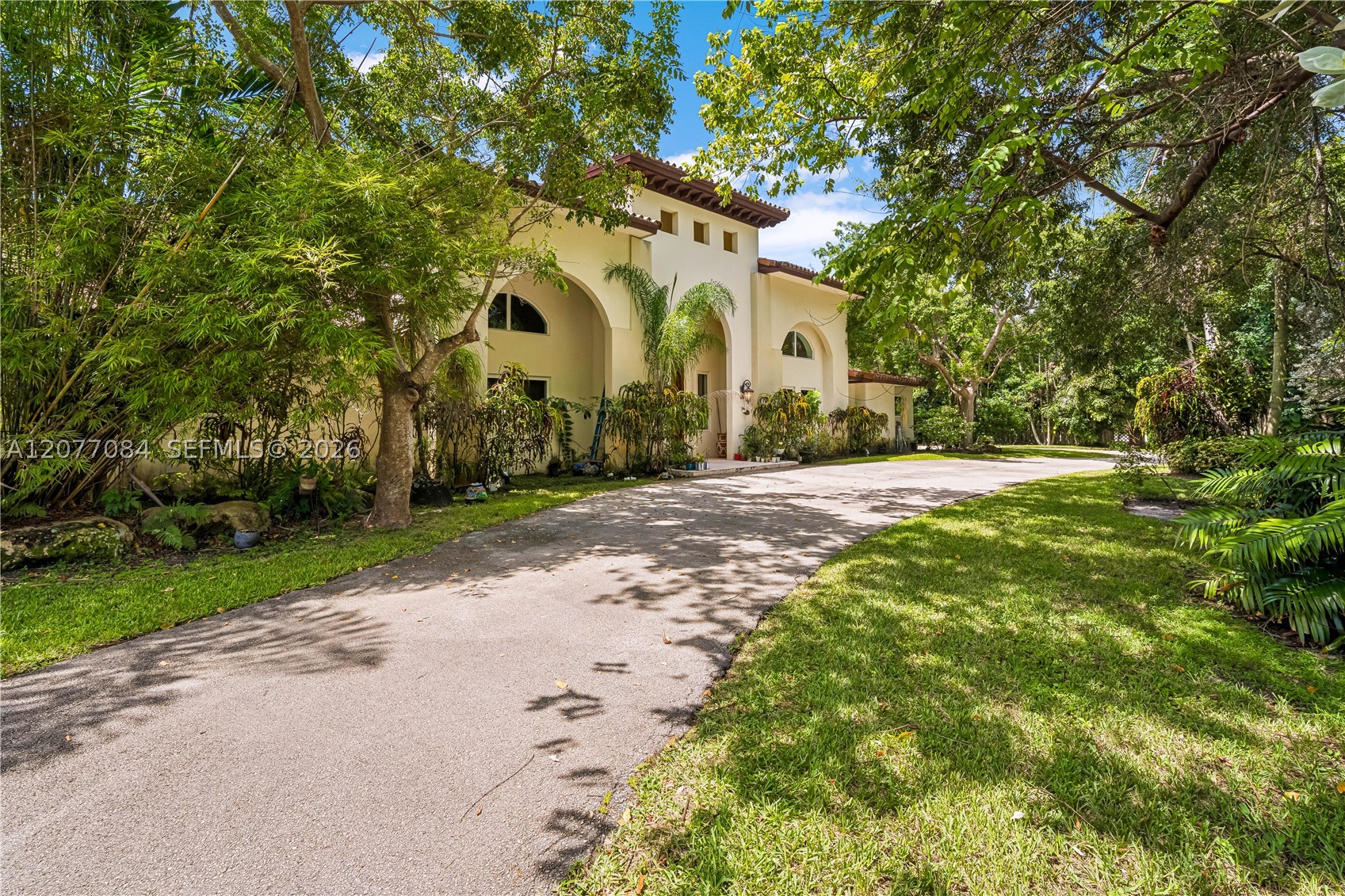 6600 SW 111th St Pinecrest, FL 33156