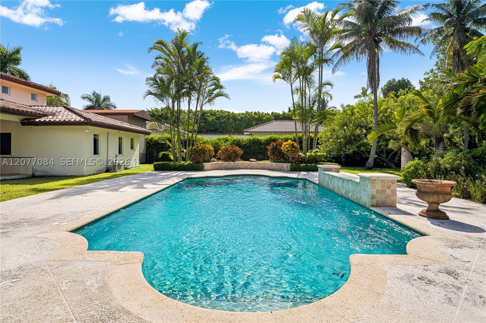 6600 SW 111th St Pinecrest, FL 33156