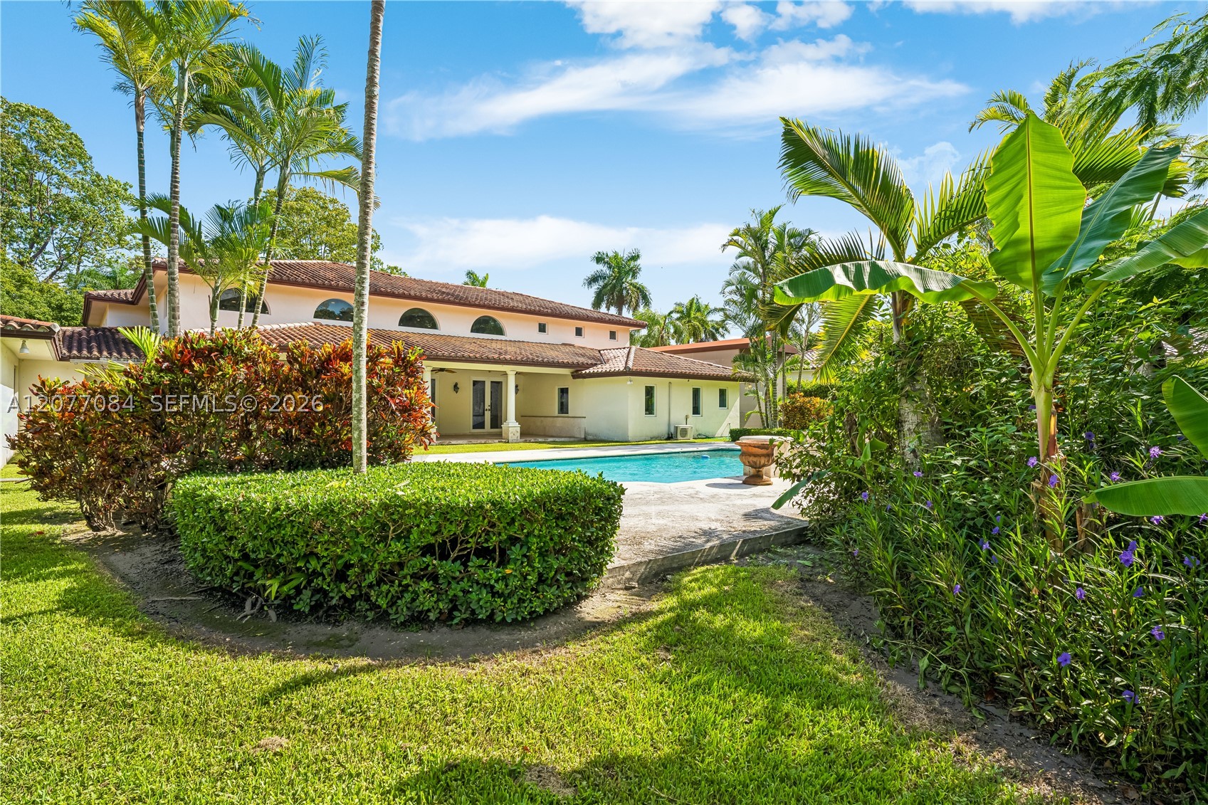 6600 SW 111th St Pinecrest, FL 33156