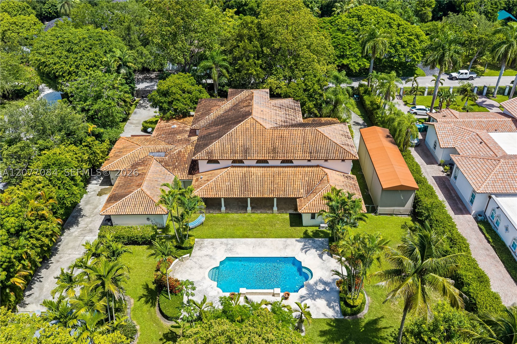 6600 SW 111th St Pinecrest, FL 33156