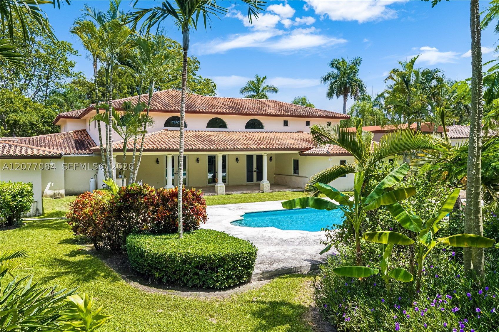 6600 SW 111th St Pinecrest, FL 33156