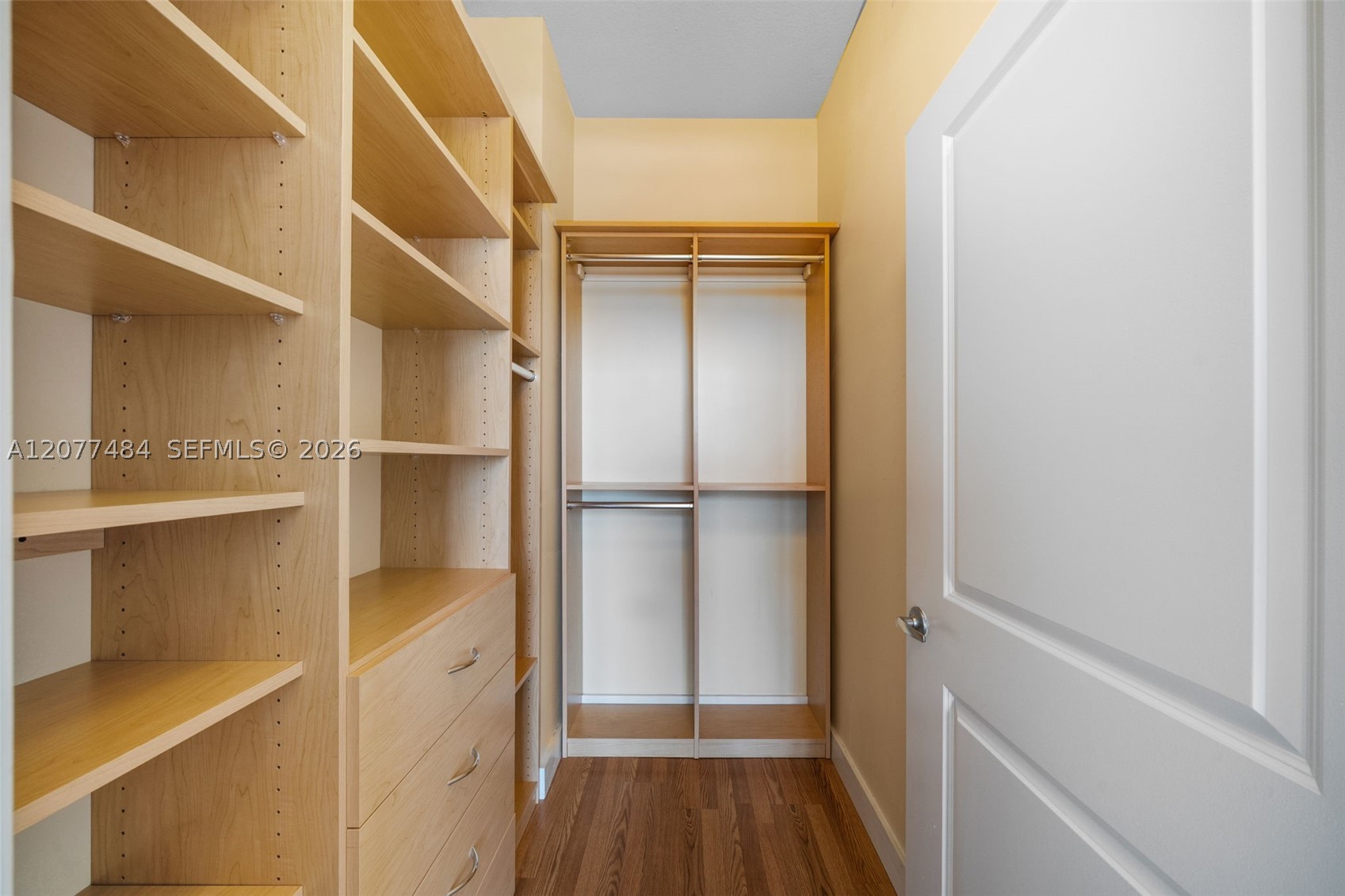 10 Aragon Ave #1601 Coral Gables, FL 33134