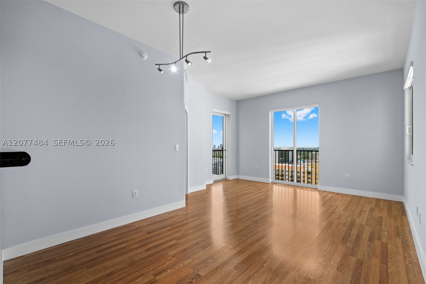 10 Aragon Ave #1601 Coral Gables, FL 33134