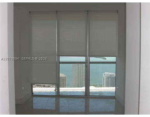 image Icon Brickell I12