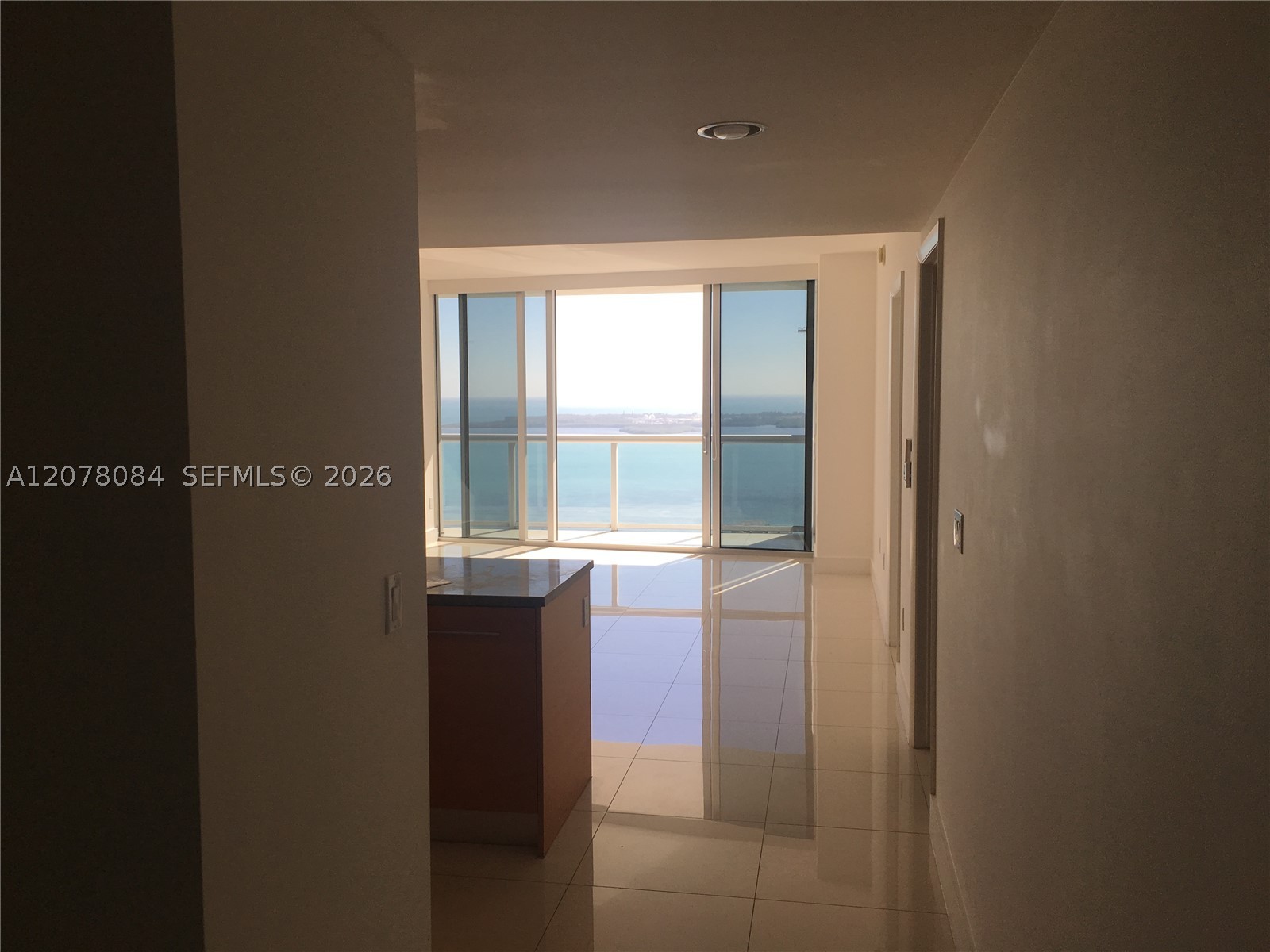 image Icon Brickell I6