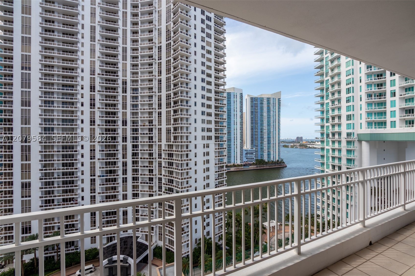 801 Brickell Key Blvd #2110
