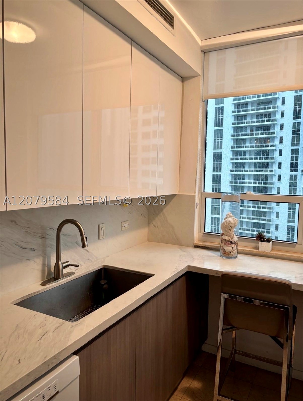 image Courts Brickell Key12