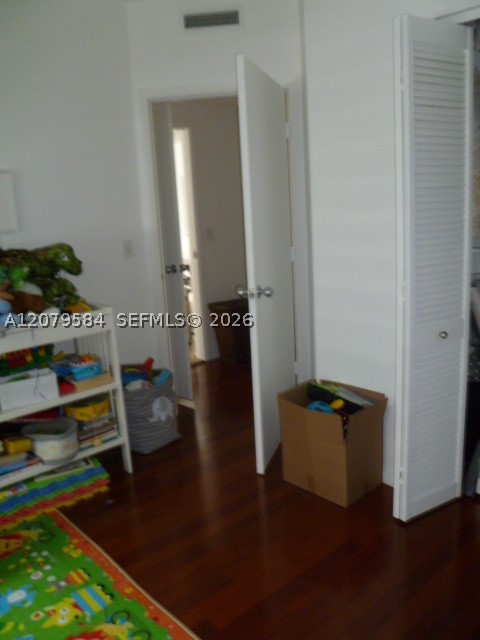 image Courts Brickell Key23