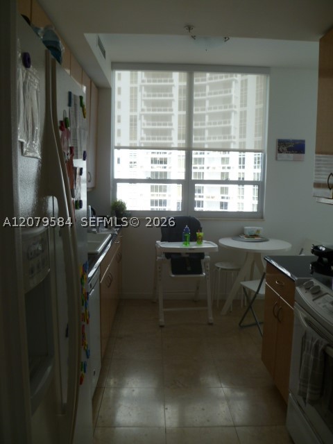 image Courts Brickell Key24