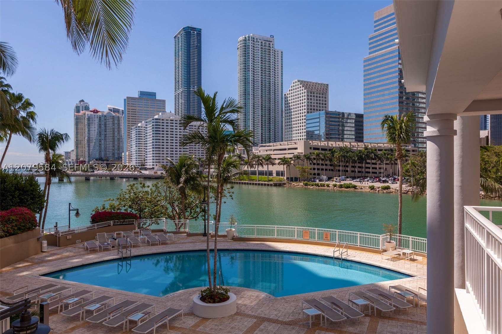 image Courts Brickell Key32