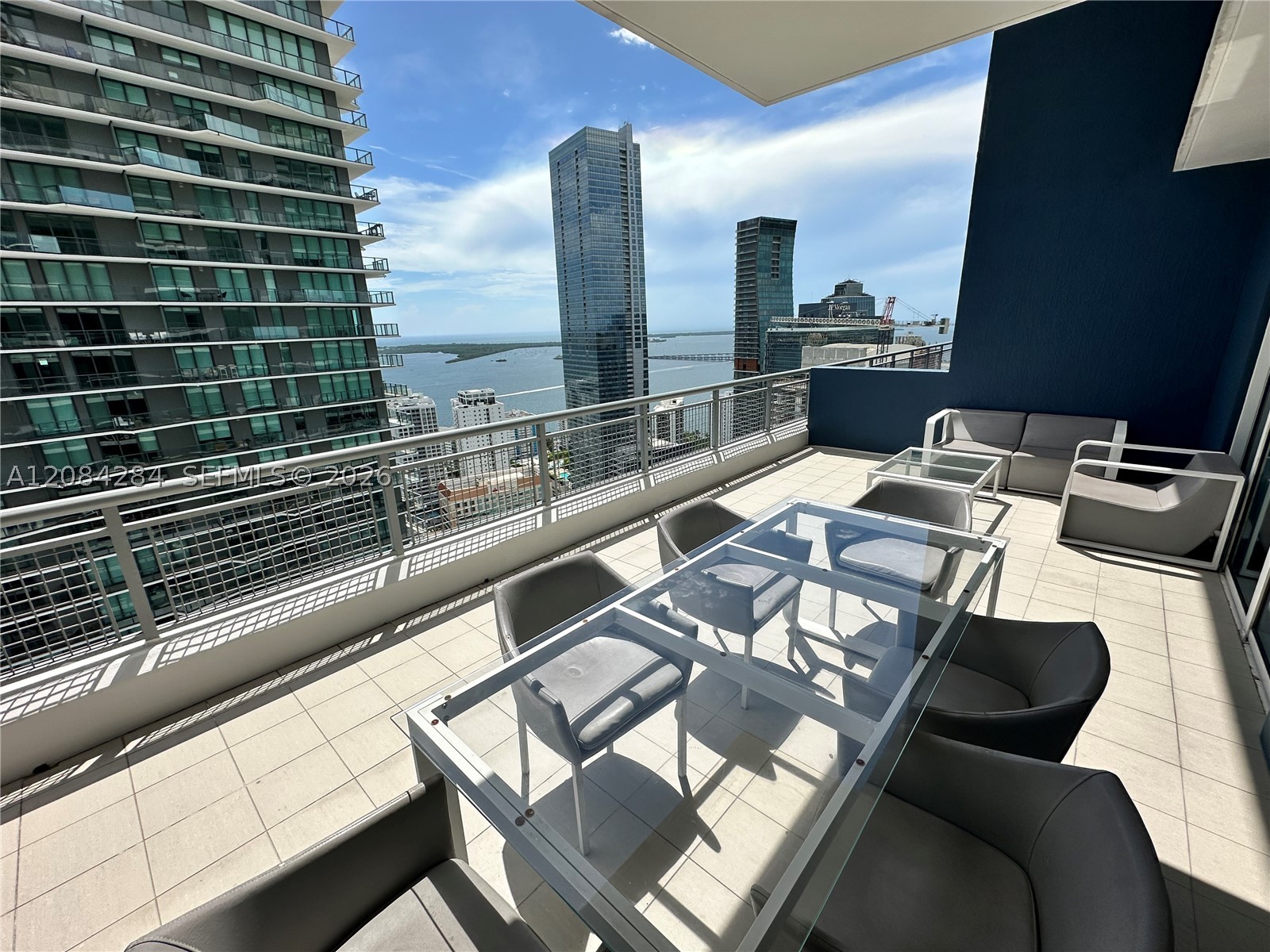 image Infinity at Brickell9