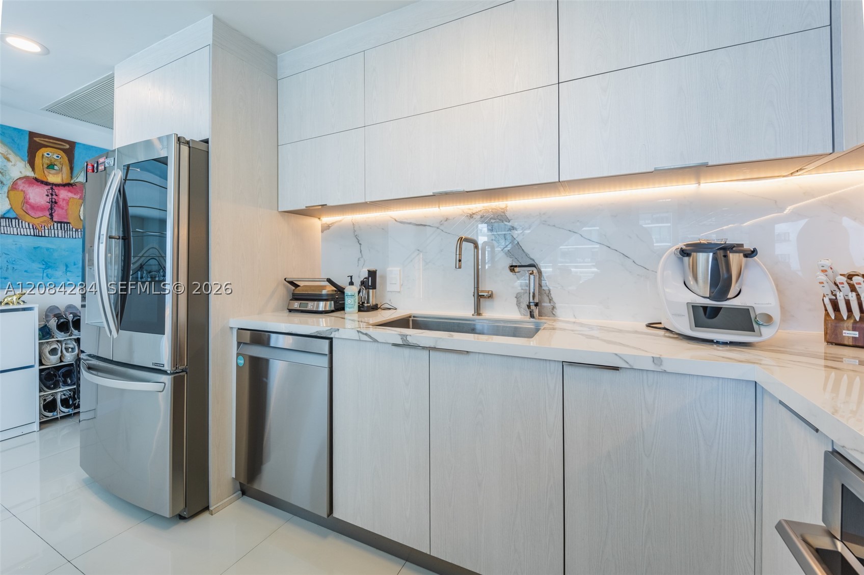 image Infinity at Brickell23