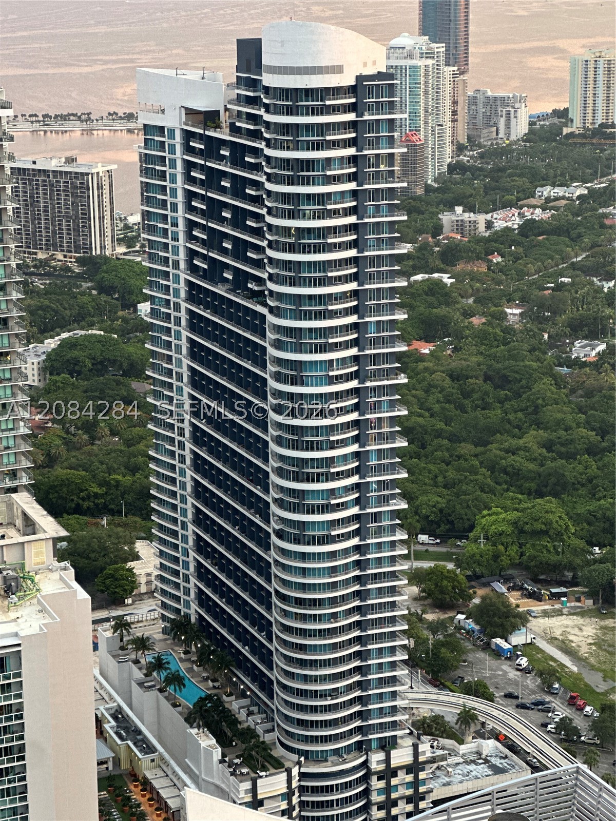 image Infinity at Brickell33