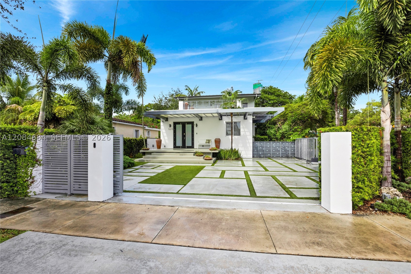 101 SW 21st Rd