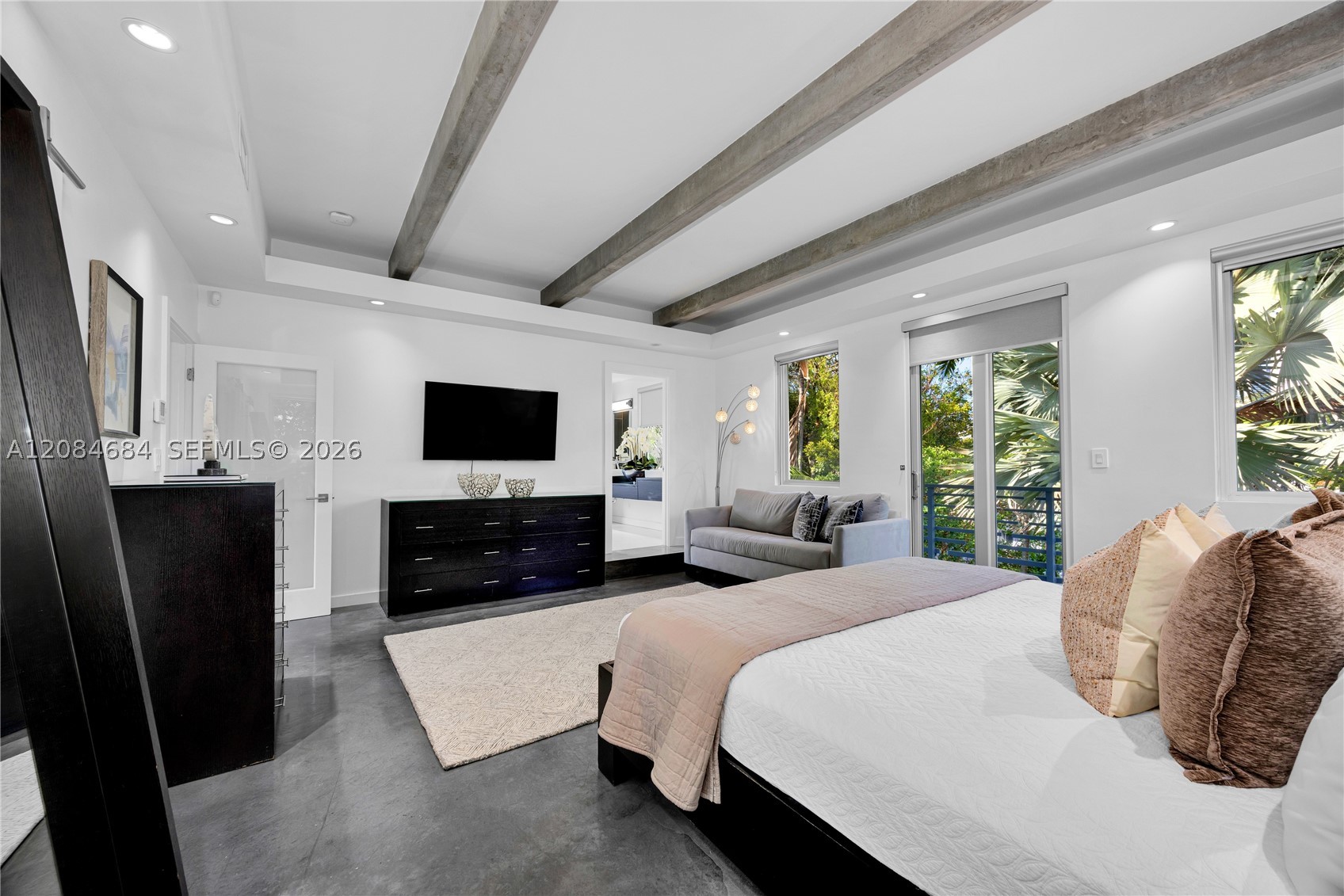 101 SW 21st Rd Miami, FL 33129