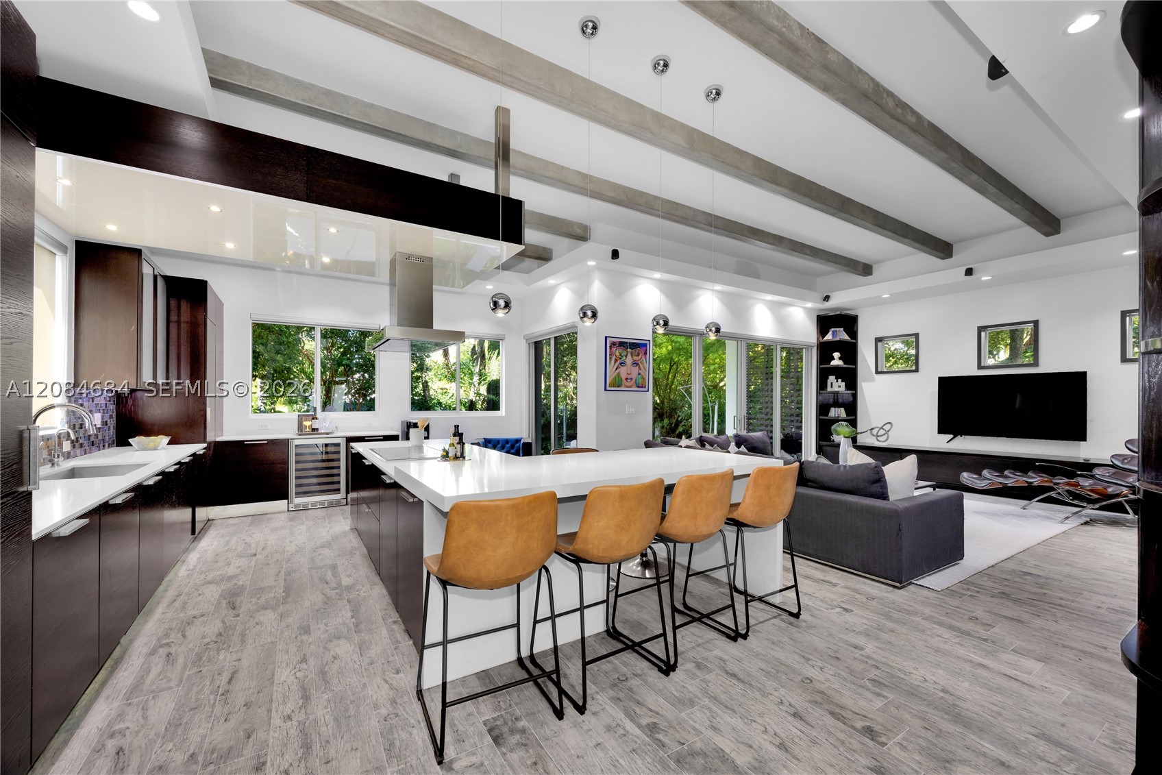 101 SW 21st Rd Miami, FL 33129