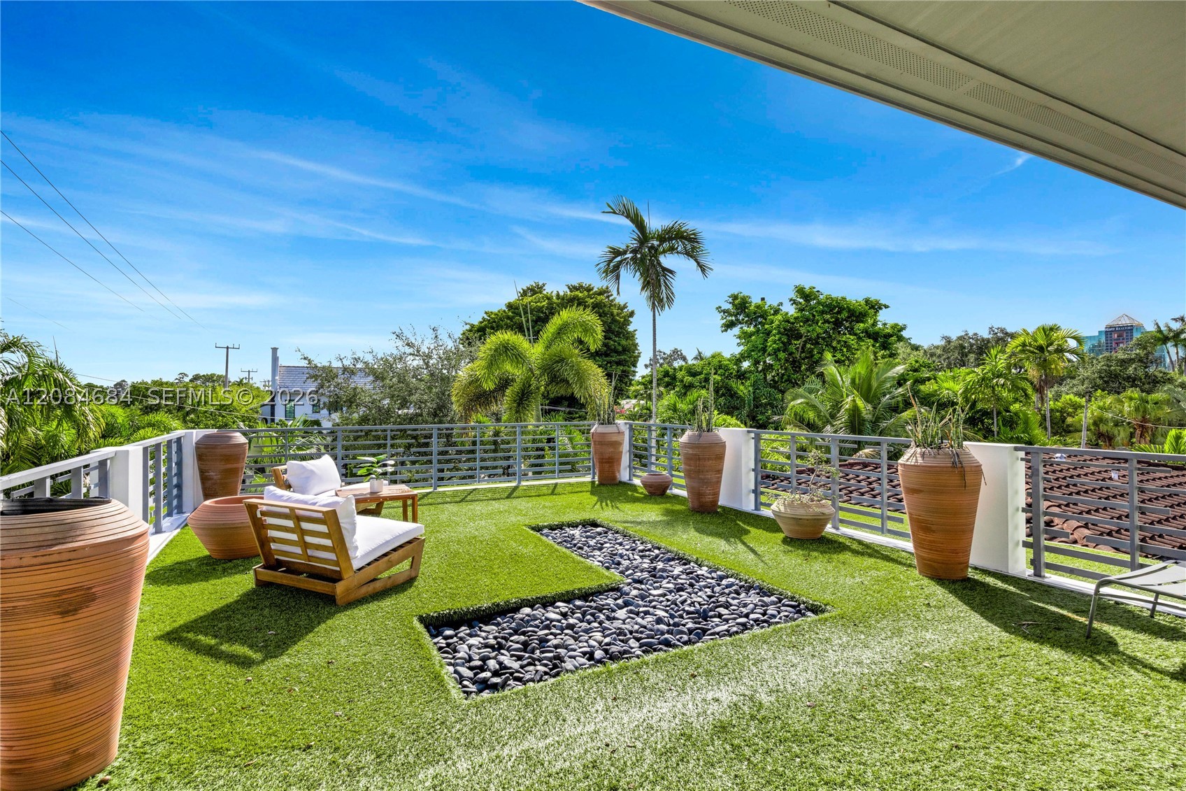 101 SW 21st Rd Miami, FL 33129