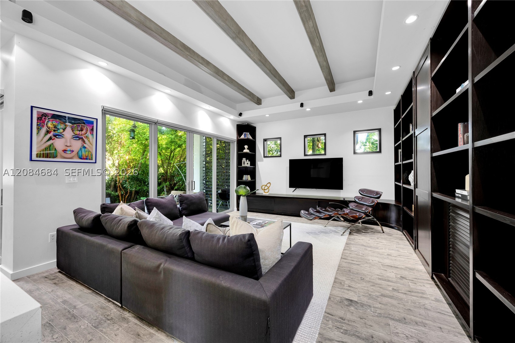 101 SW 21st Rd Miami, FL 33129