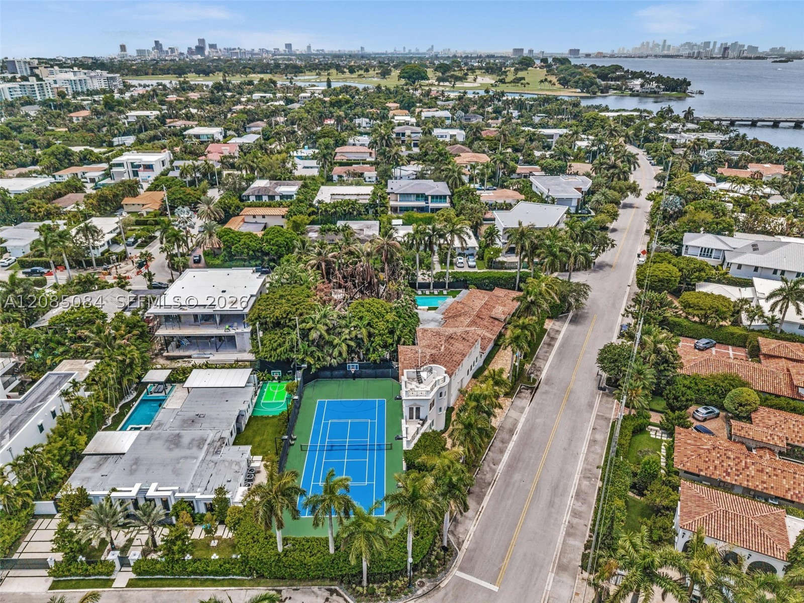 10031 W Broadview Dr Bay Harbor Islands, FL 33154