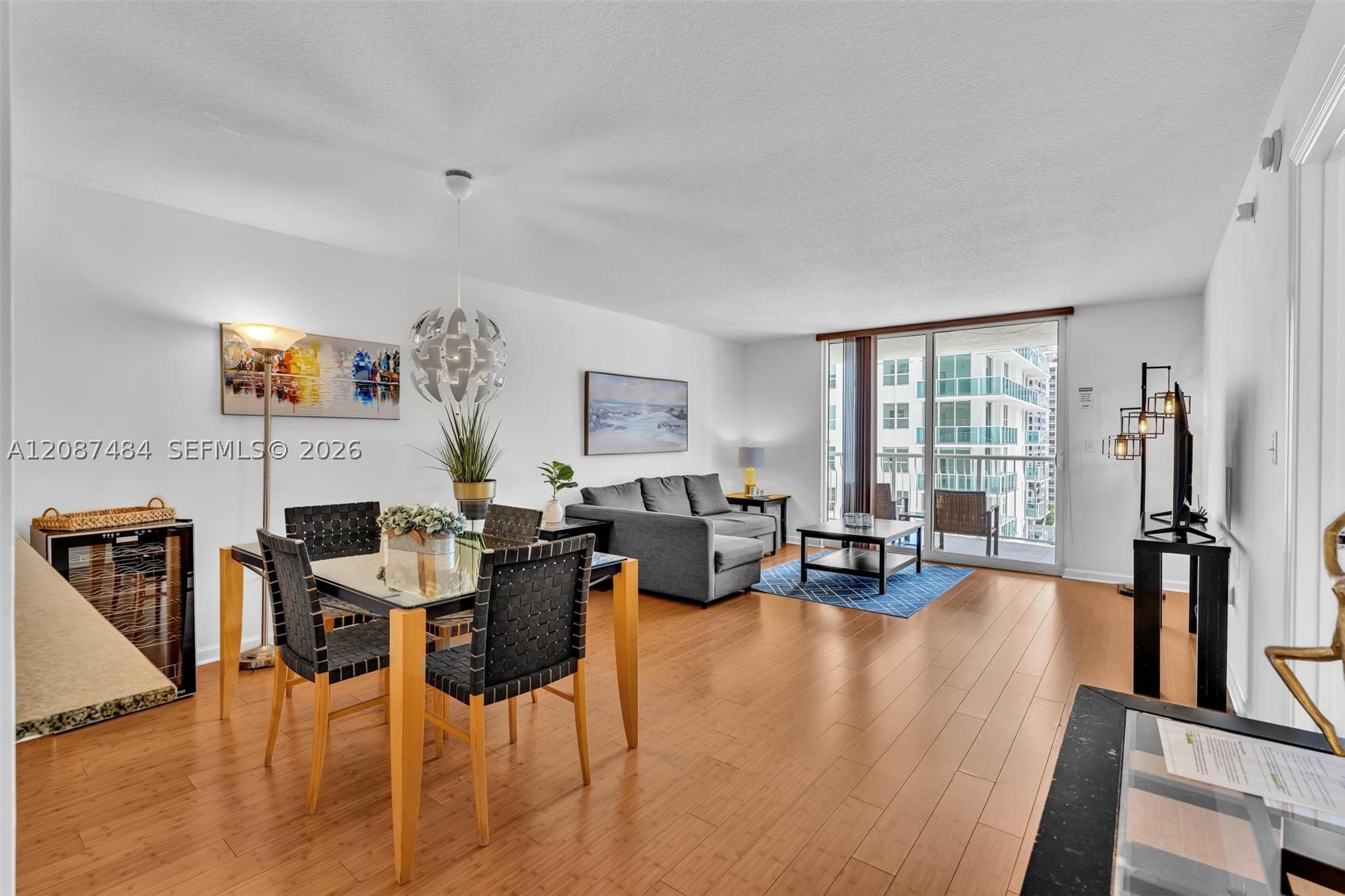 1200 Brickell Bay Dr #2119