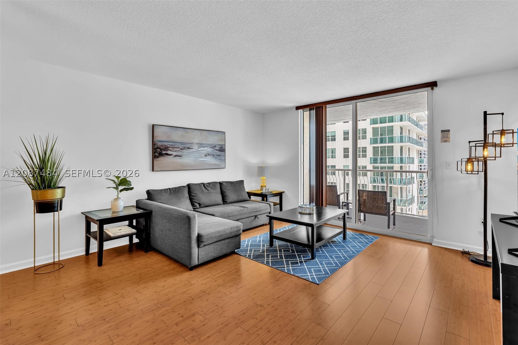 image The Club at Brickell Bay25