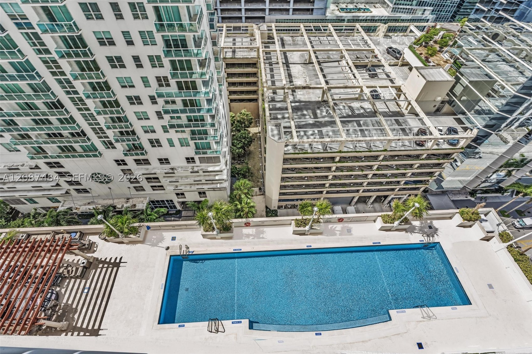 image The Club at Brickell Bay33