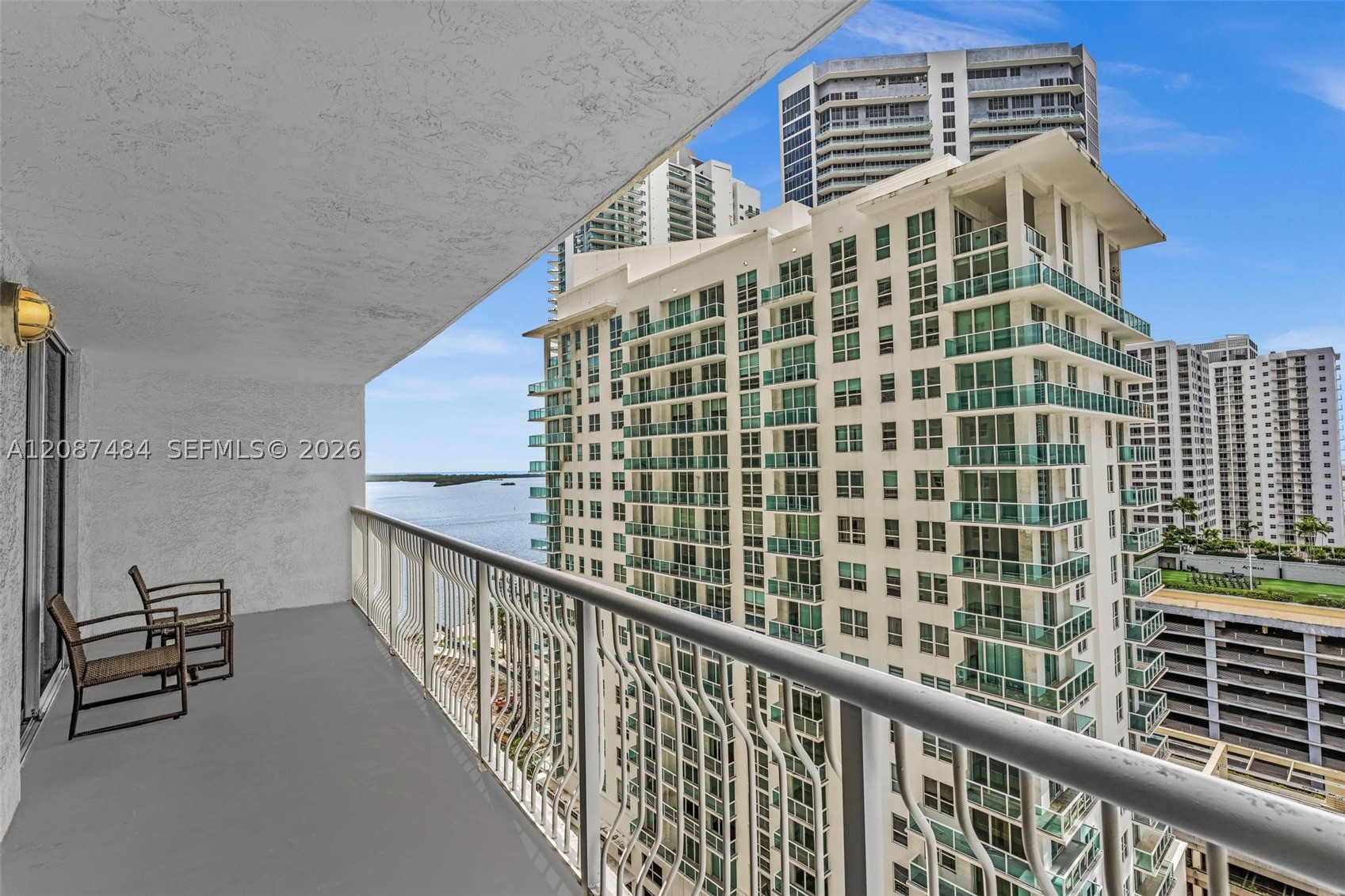 image The Club at Brickell Bay34