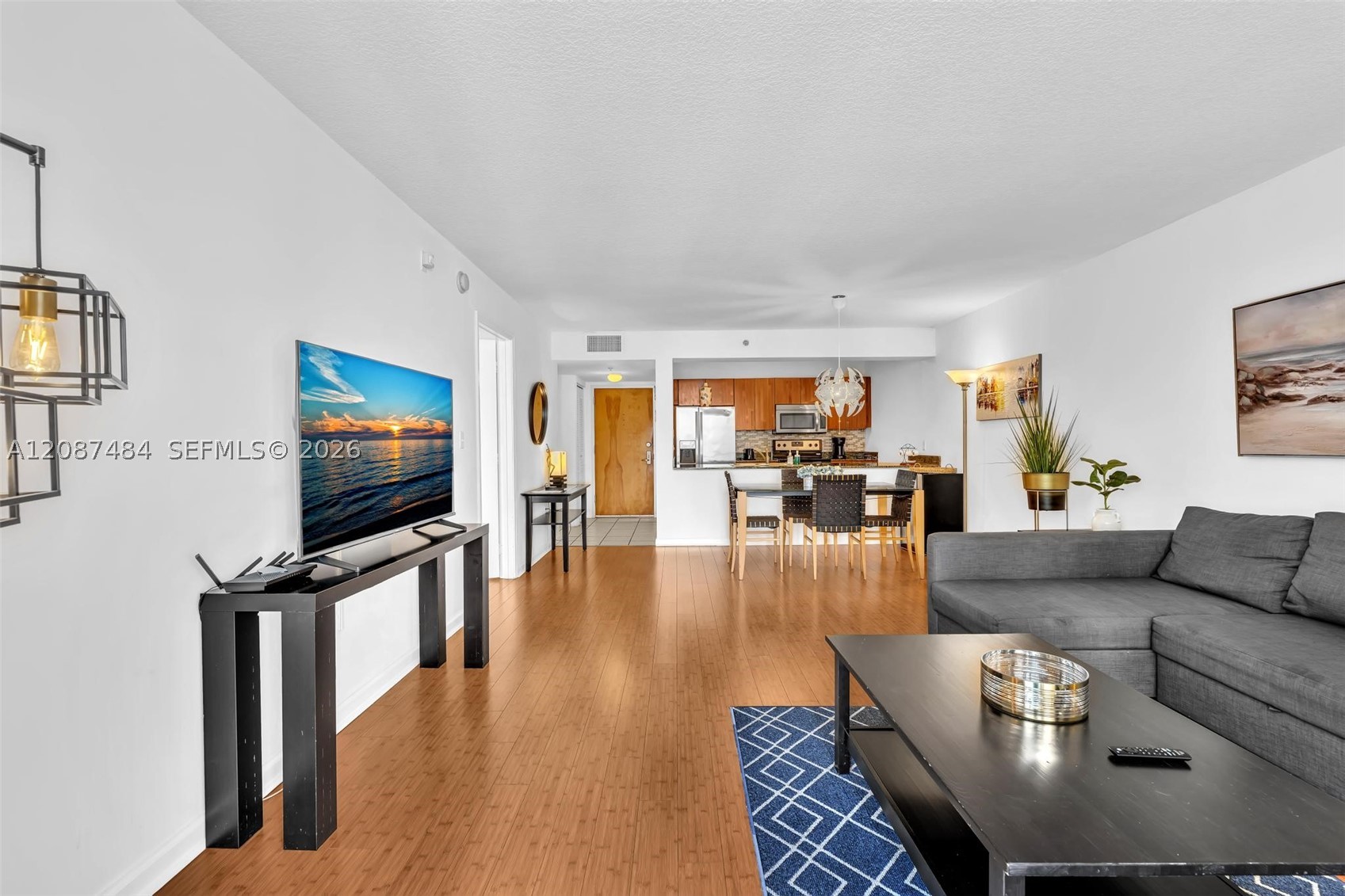 image The Club at Brickell Bay37