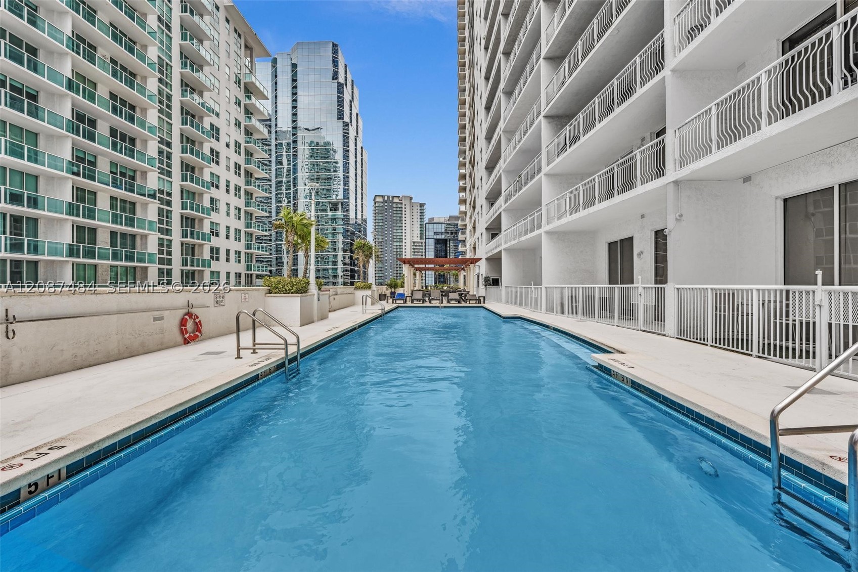 image The Club at Brickell Bay58