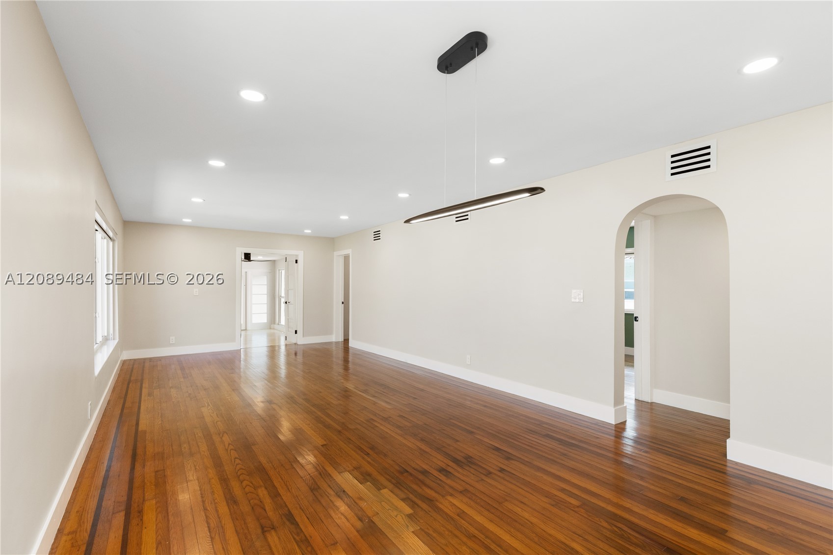 8934 Hawthorne Ave Surfside, FL 33154