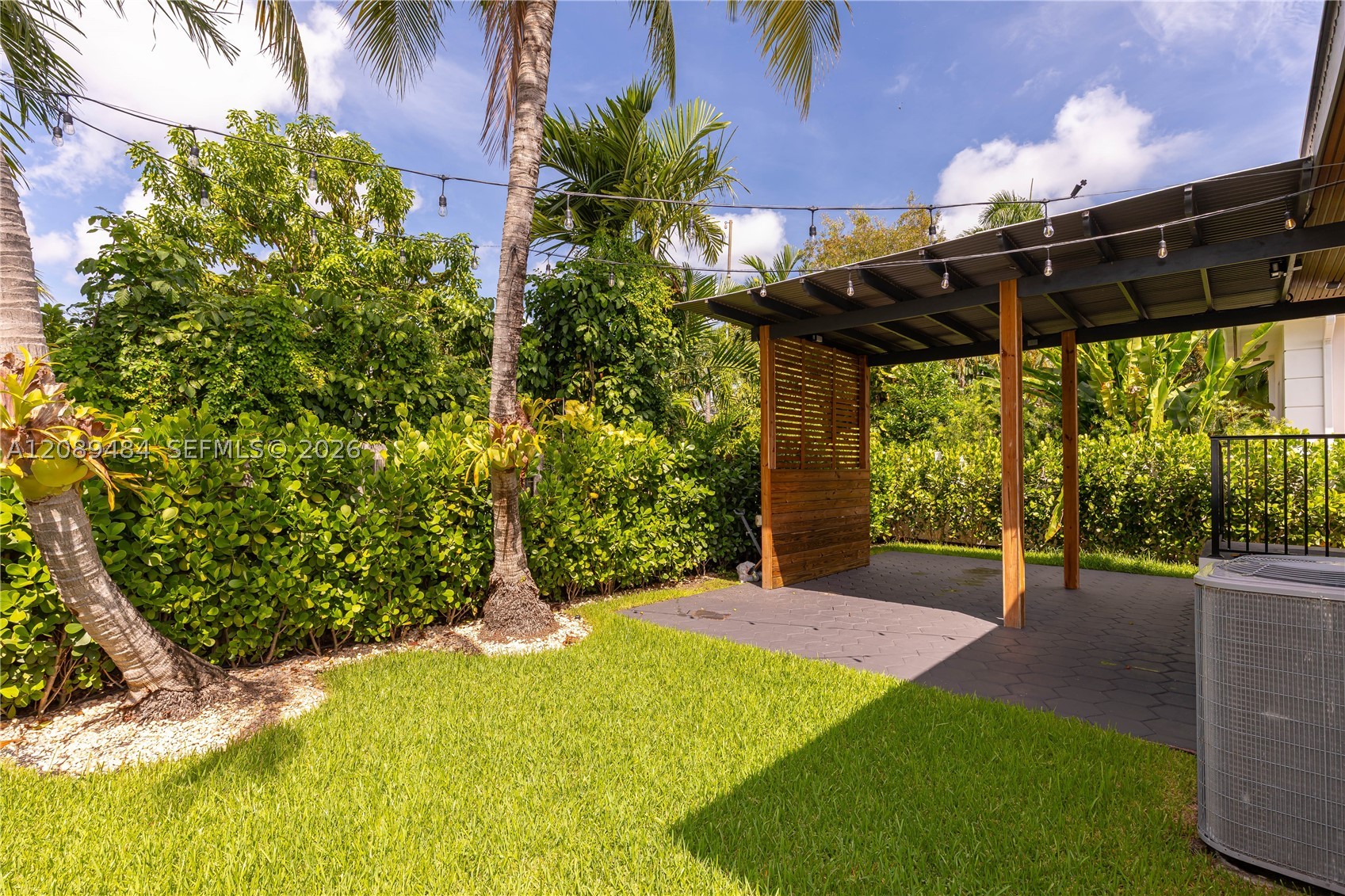 8934 Hawthorne Ave Surfside, FL 33154