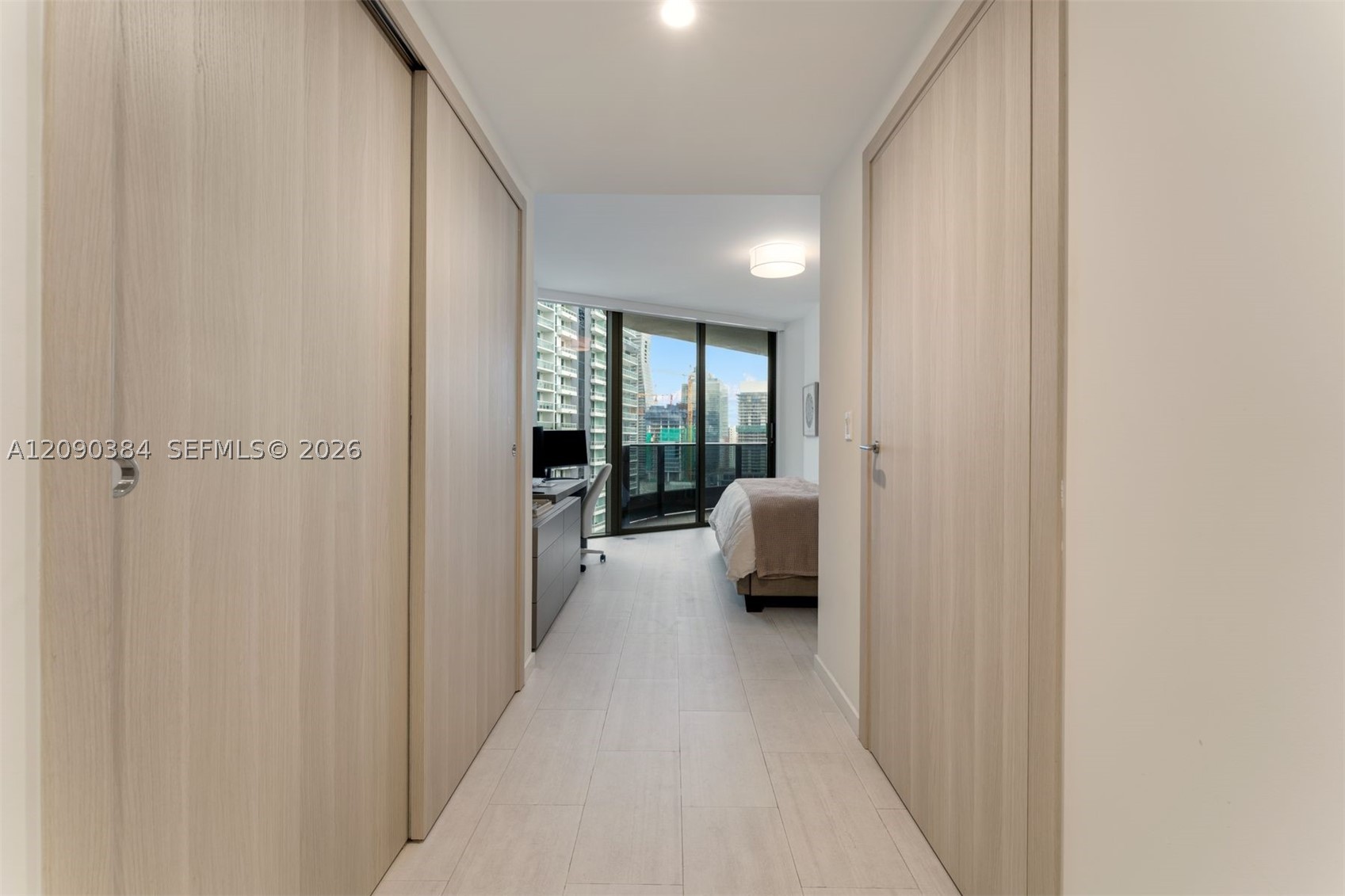 image Brickell Flatiron10