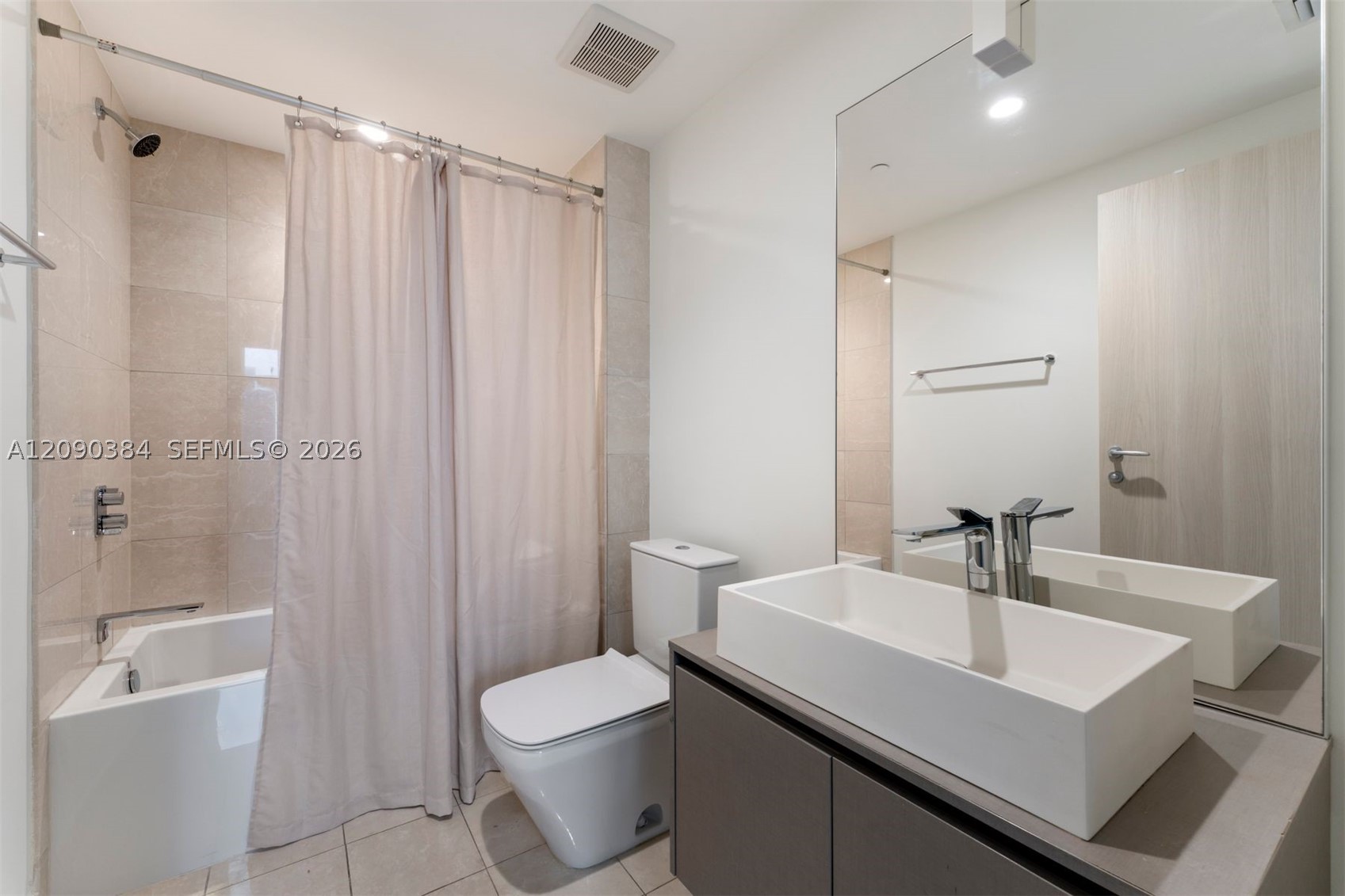 image Brickell Flatiron17