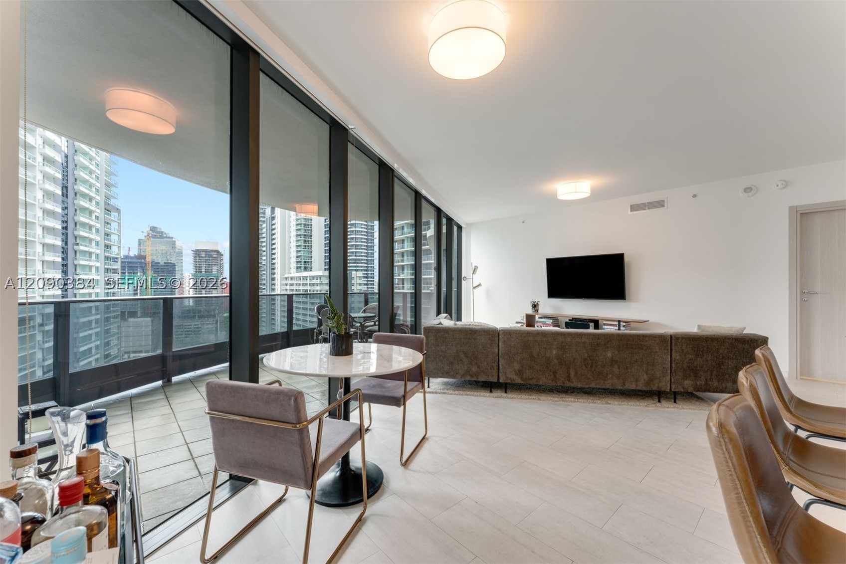 image Brickell Flatiron5