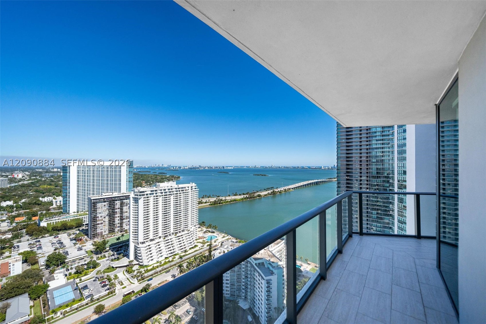 image Paraiso Bayviews2