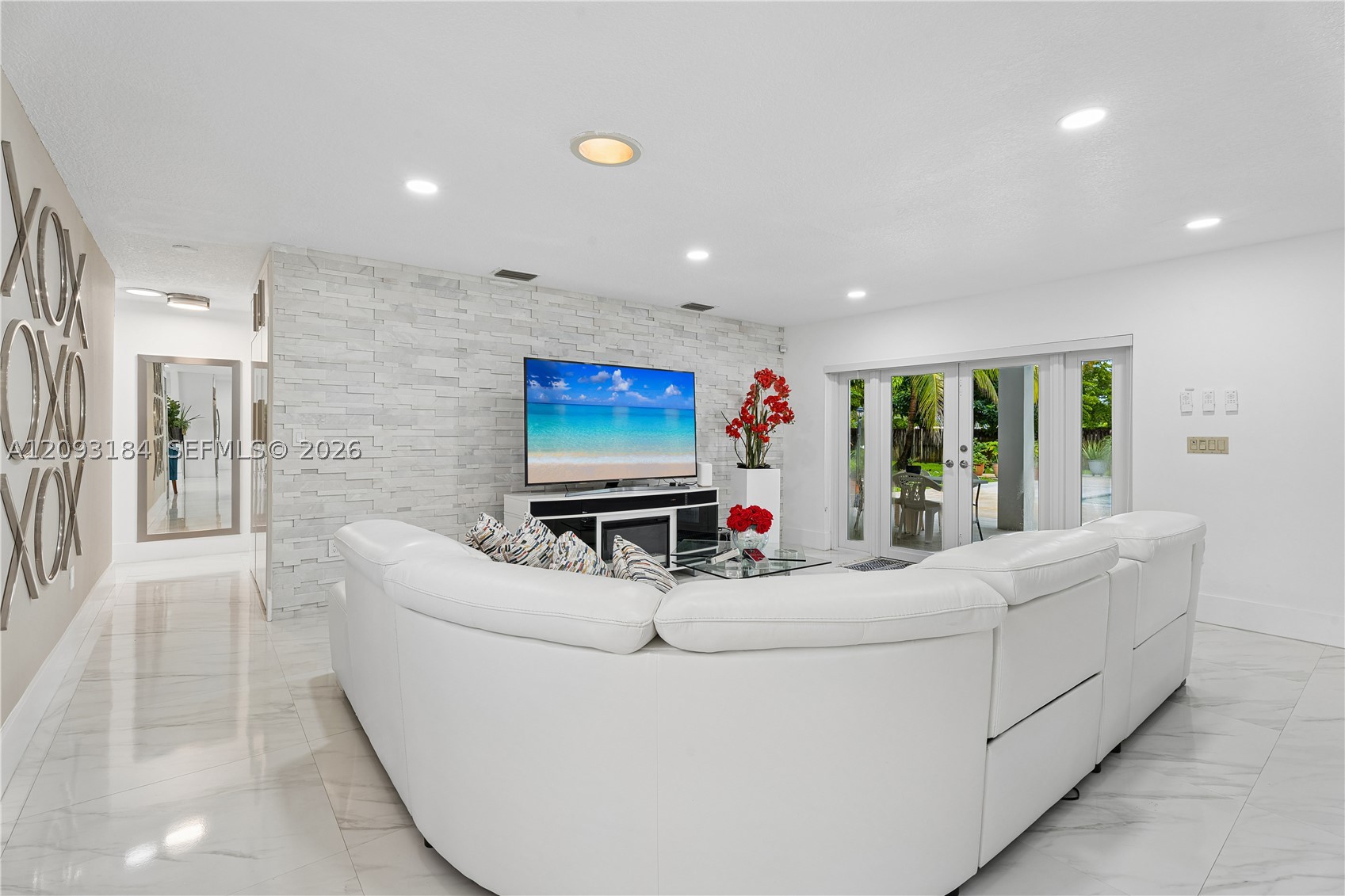 8700 SW 97th Ter Miami, FL 33176