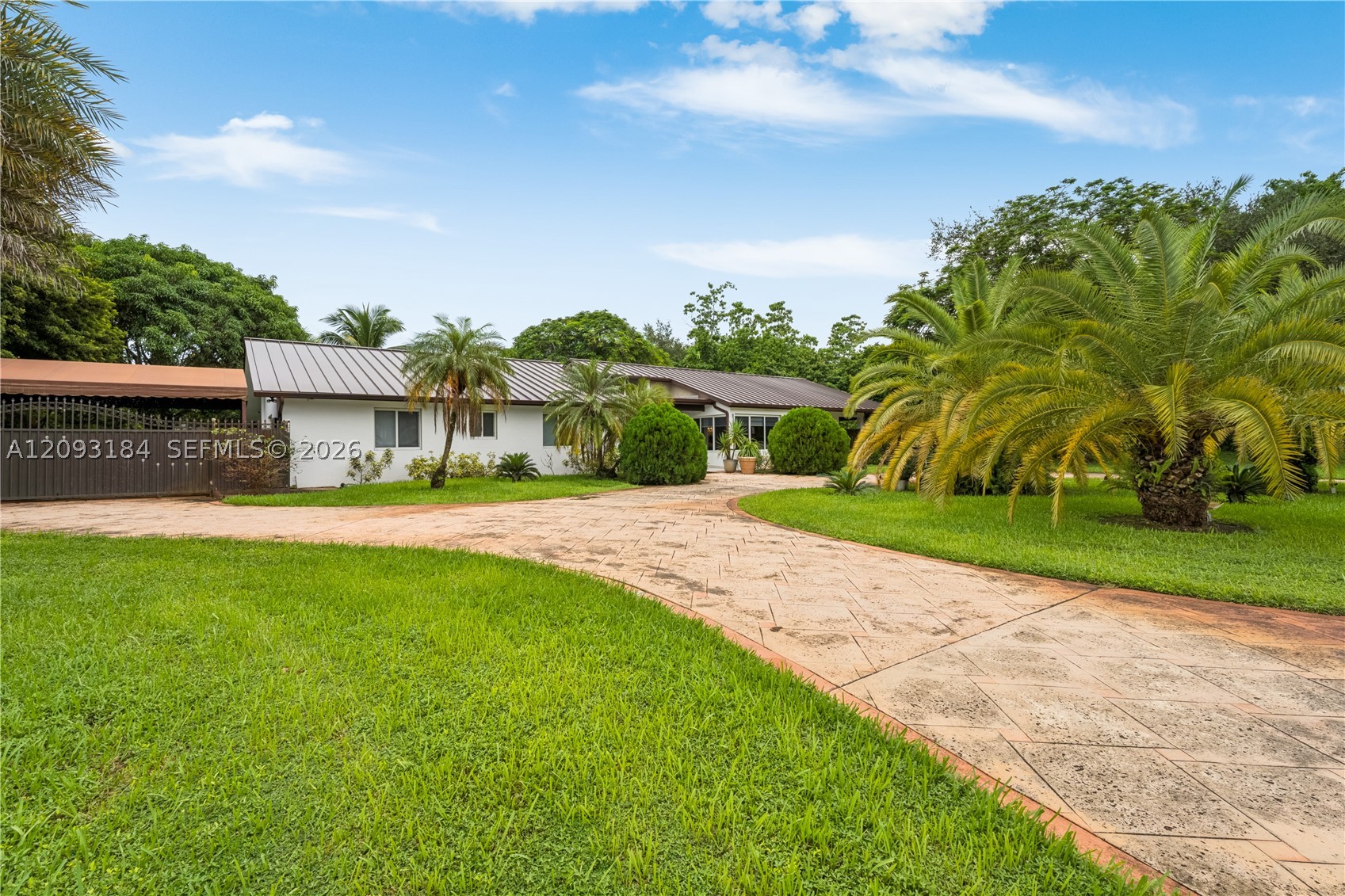 8700 SW 97th Ter Miami, FL 33176
