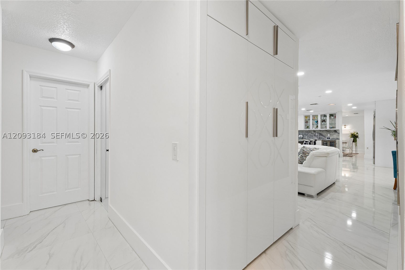 8700 SW 97th Ter Miami, FL 33176