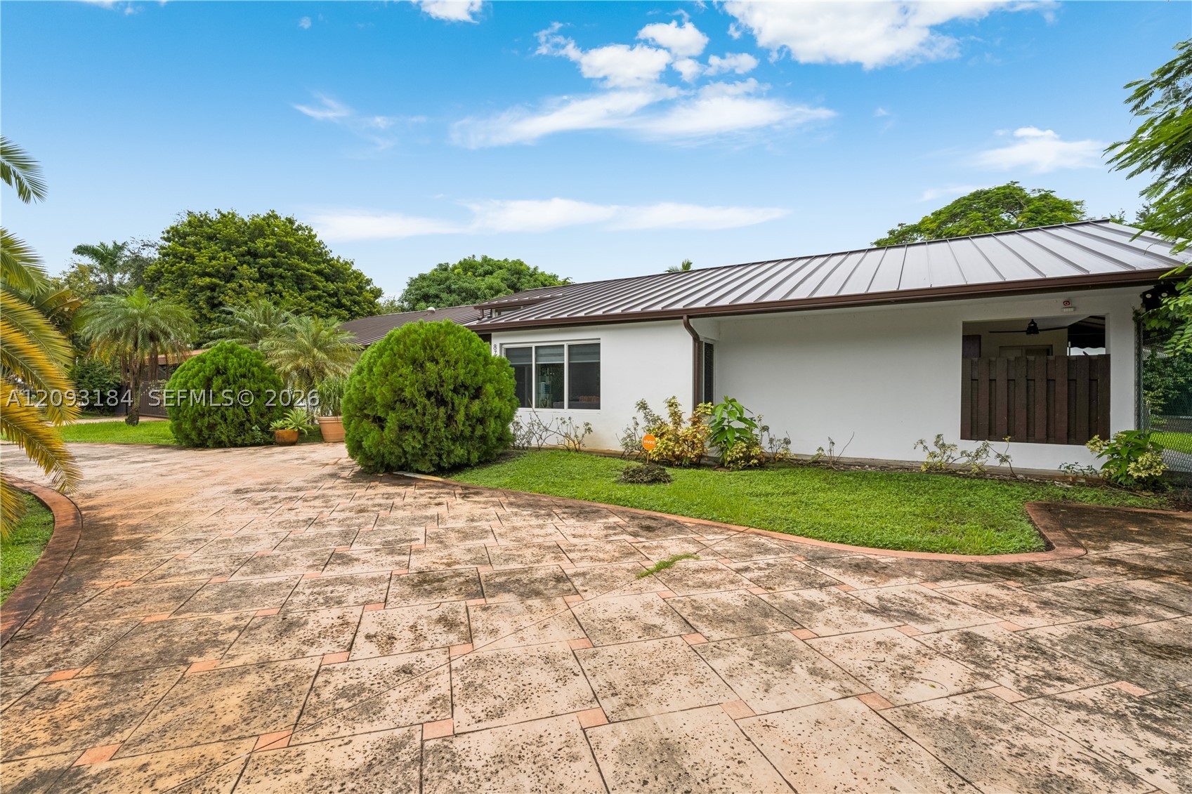 8700 SW 97th Ter Miami, FL 33176