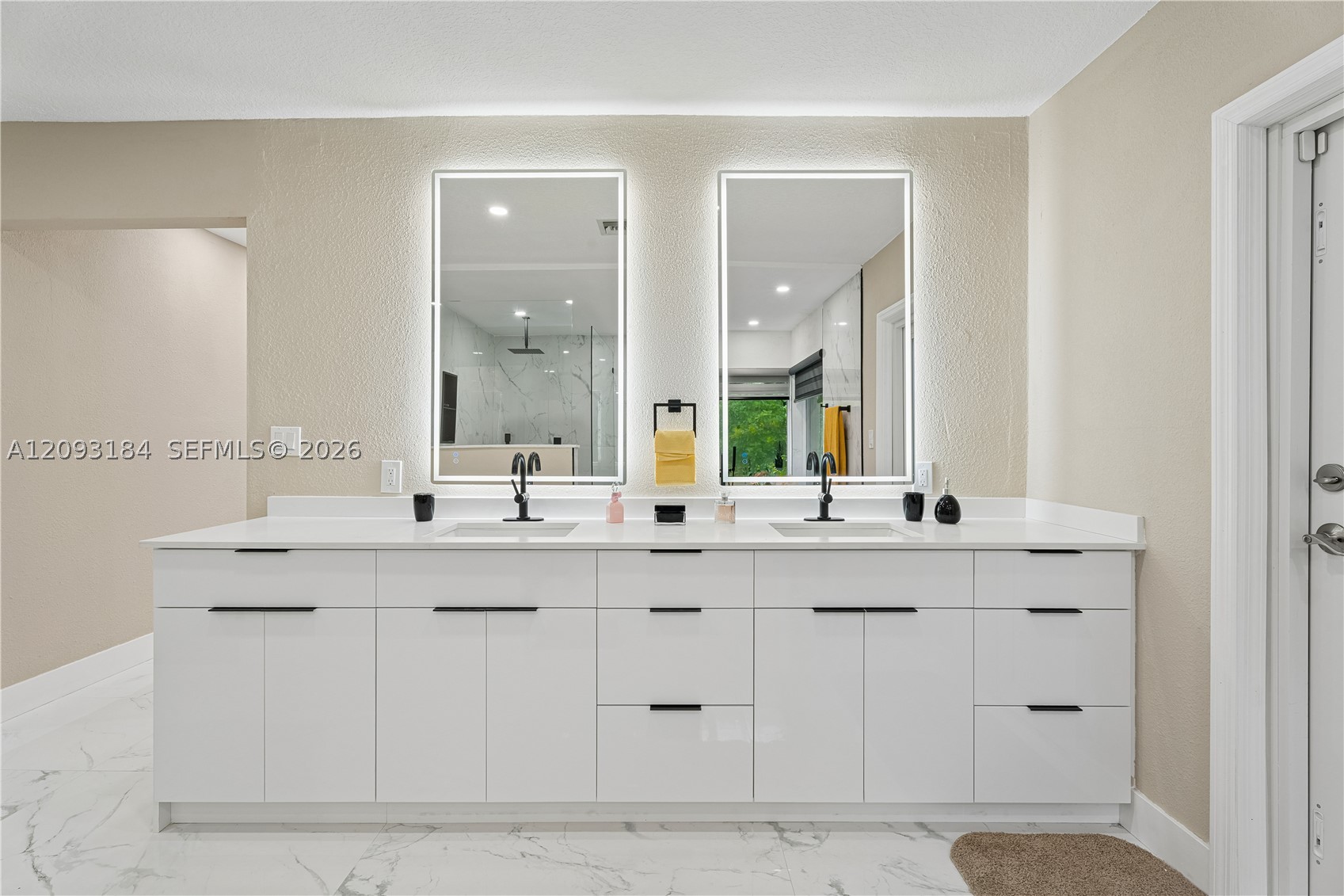 8700 SW 97th Ter Miami, FL 33176
