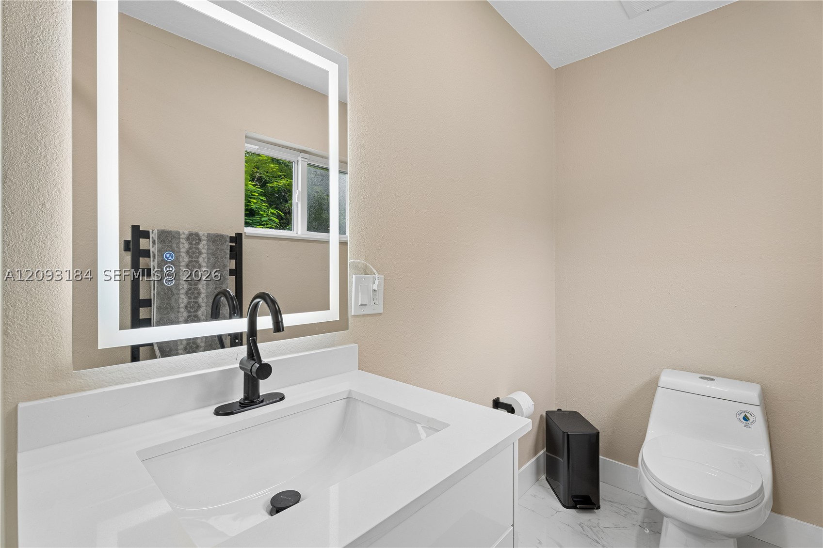 8700 SW 97th Ter Miami, FL 33176