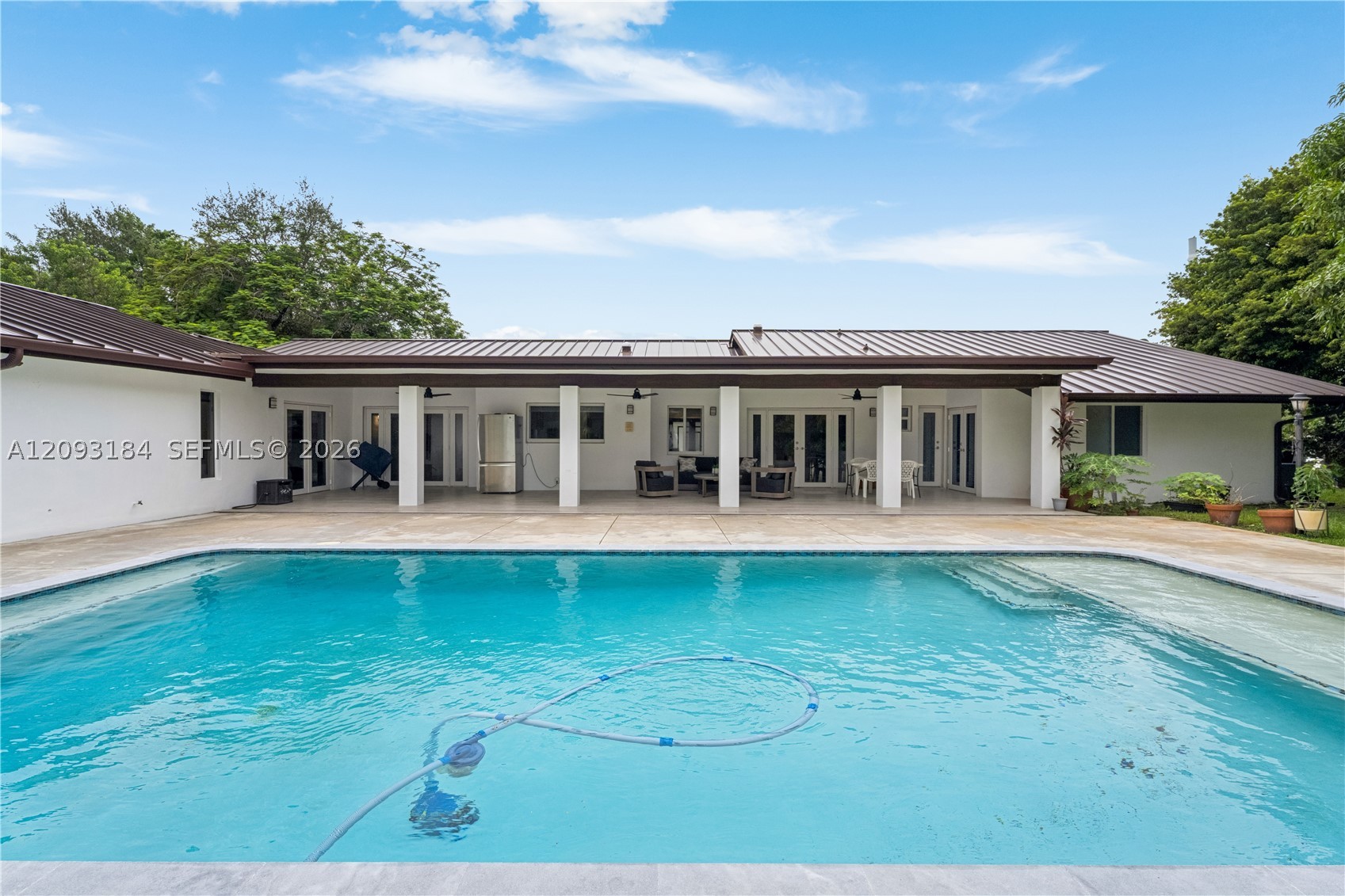8700 SW 97th Ter Miami, FL 33176