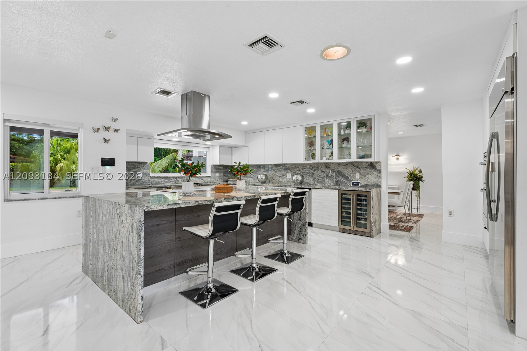 8700 SW 97th Ter Miami, FL 33176