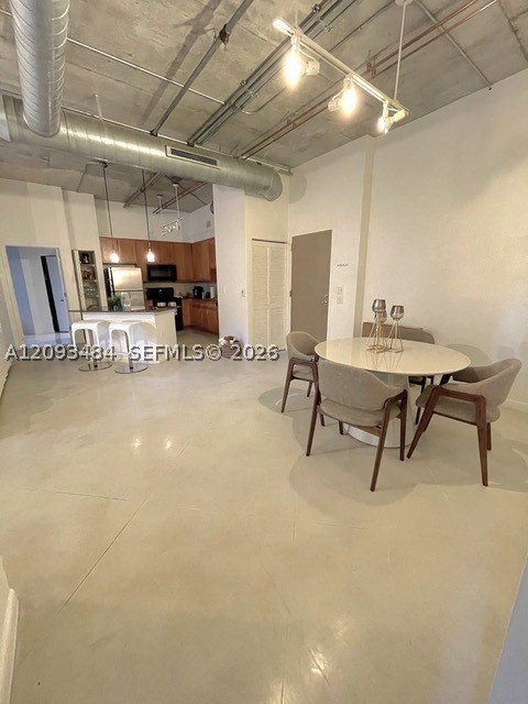 image Cite on the Bay West2